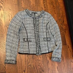 White House black market blazer size M